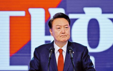 韩国遭遇 “戒严令” 风波，韩股今日照常开盘！特斯拉大股东廖凯原 “不再 all in 特斯拉”